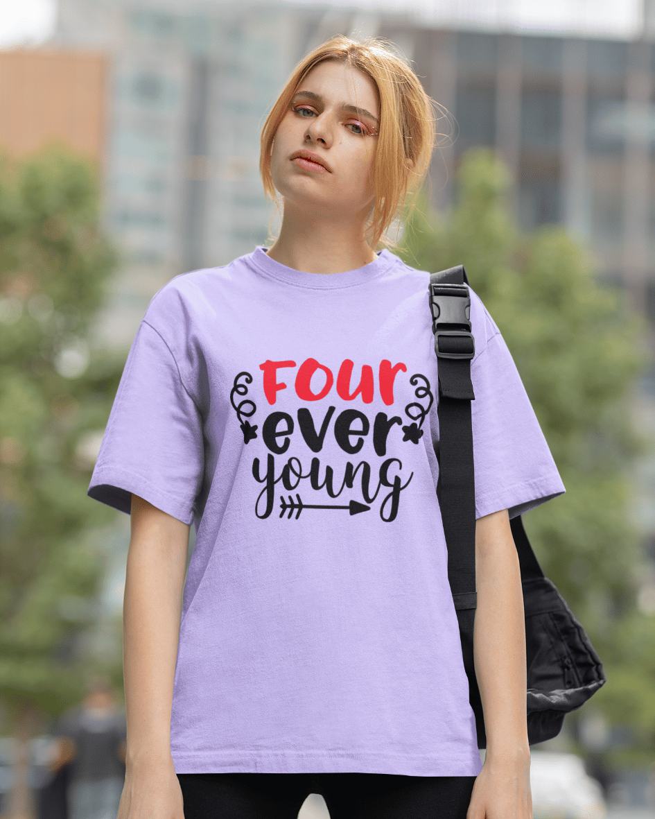 QUEENS ARE BORN IN JANUARY Premium Oversized T-Shirt(Lavender)